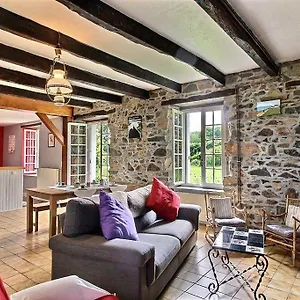  Hébergement de vacances Le De Kerneuil France